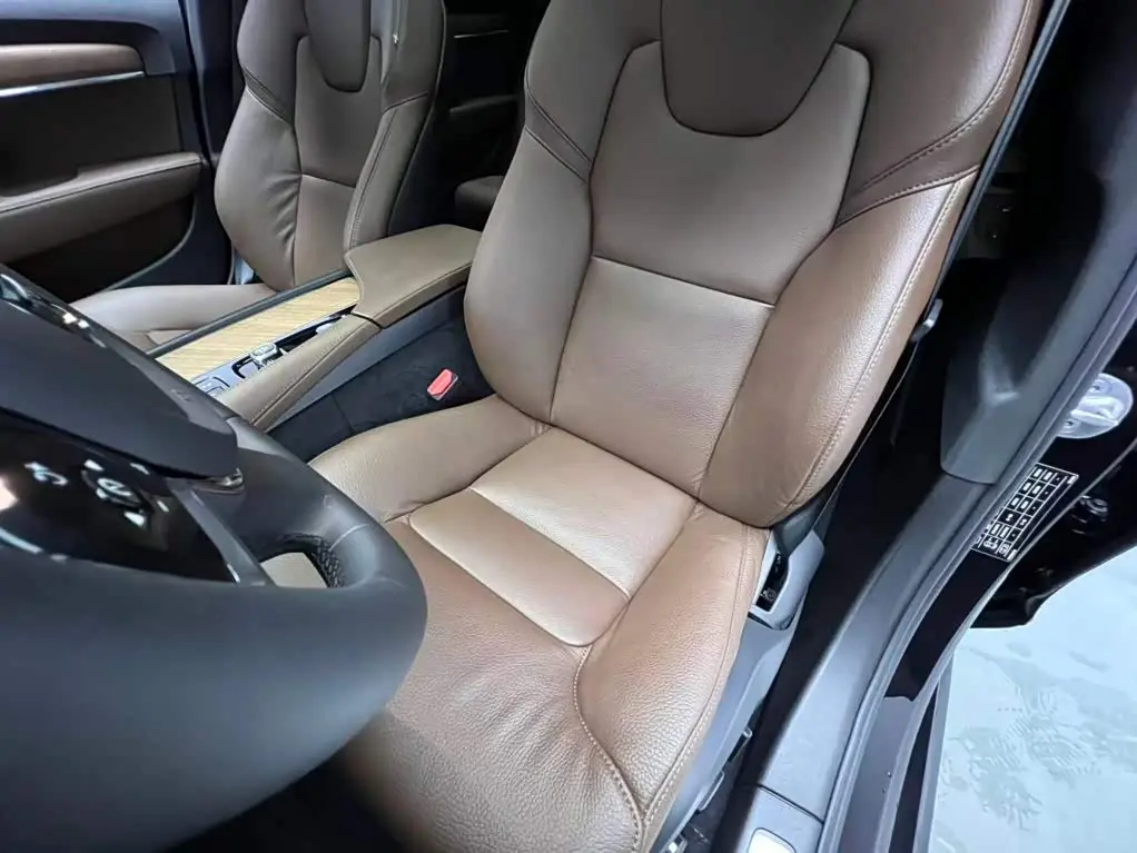 Volvo S90 2023 — Photo 4/14