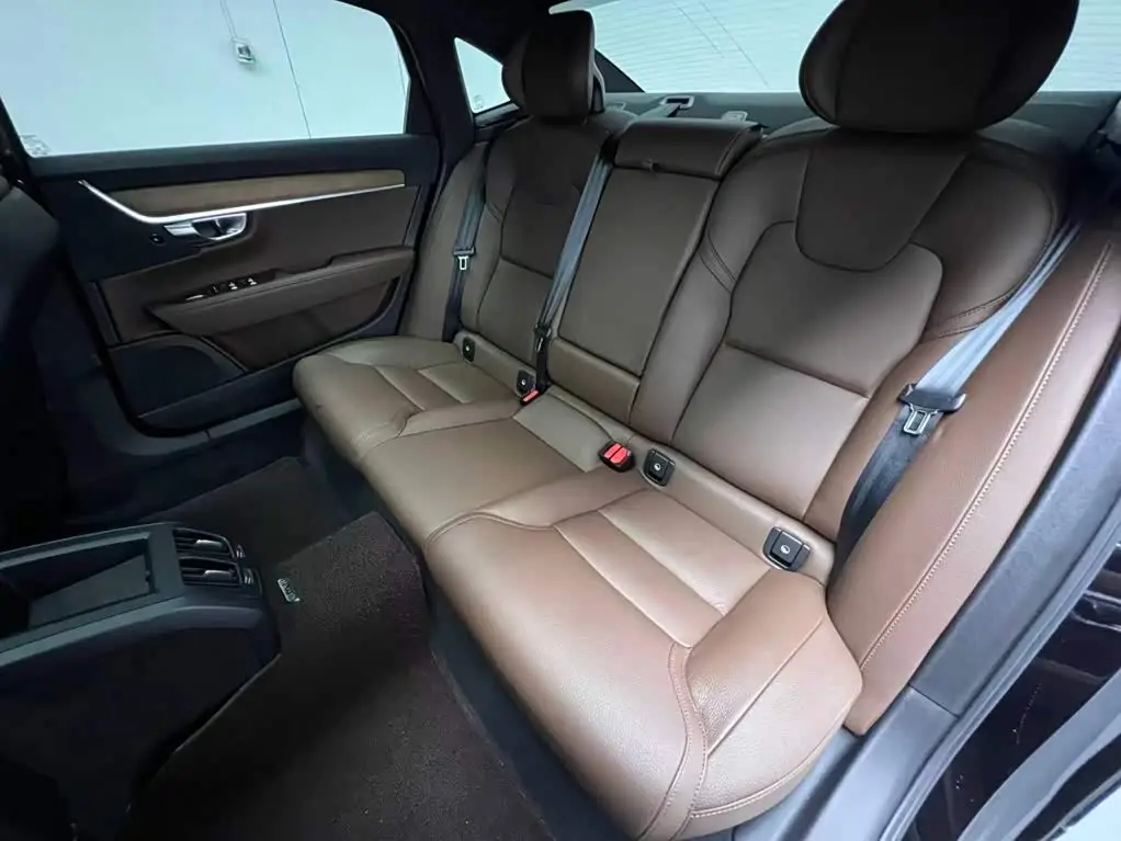 Volvo S90 2023 — Photo 11/14