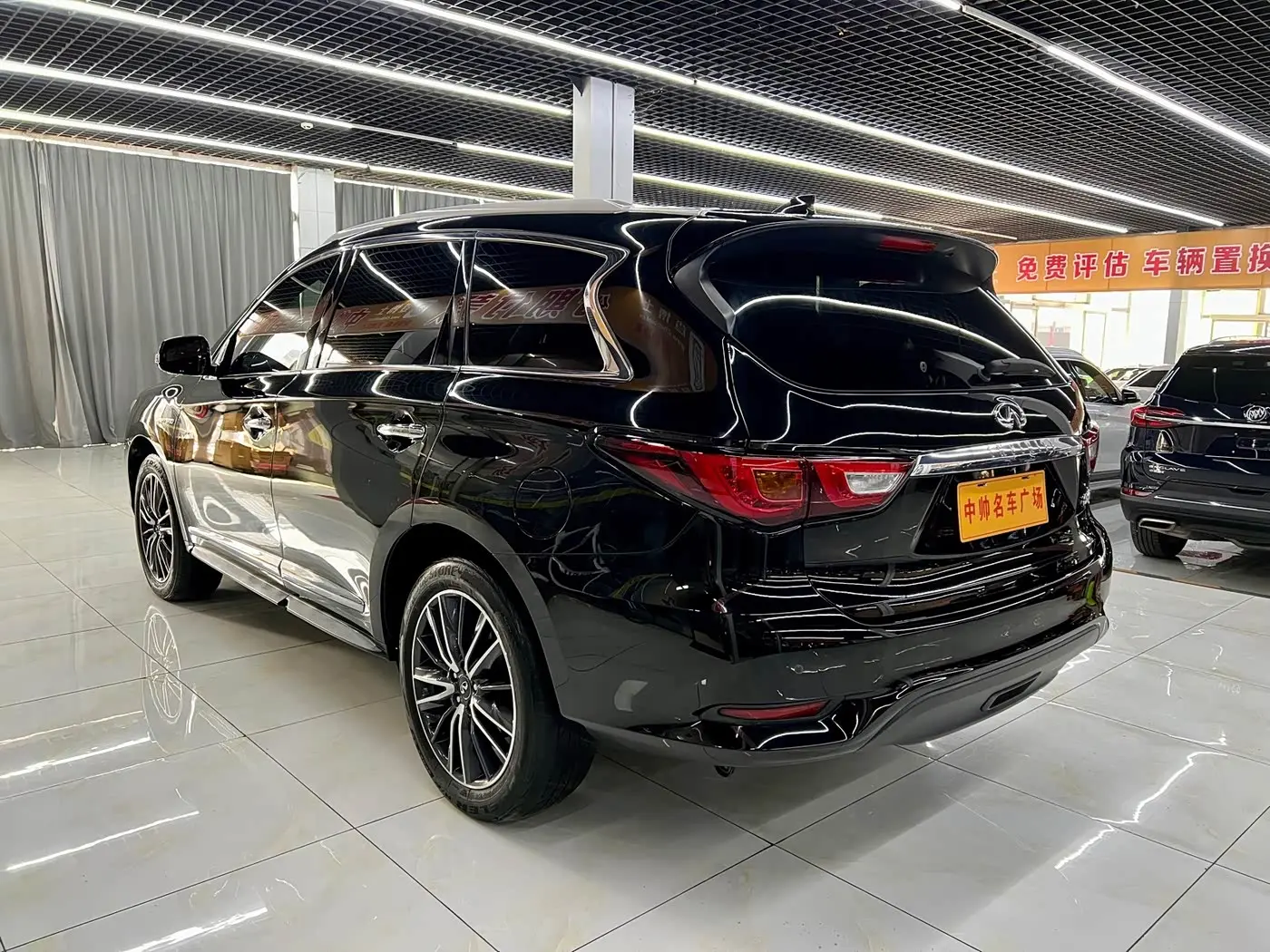 Infiniti QX60 2022 — Şəkil 4/16