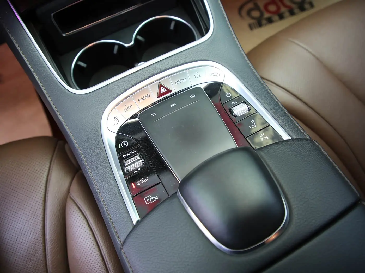 Mercedes-Benz S-Class 2020 — Photo 13/15