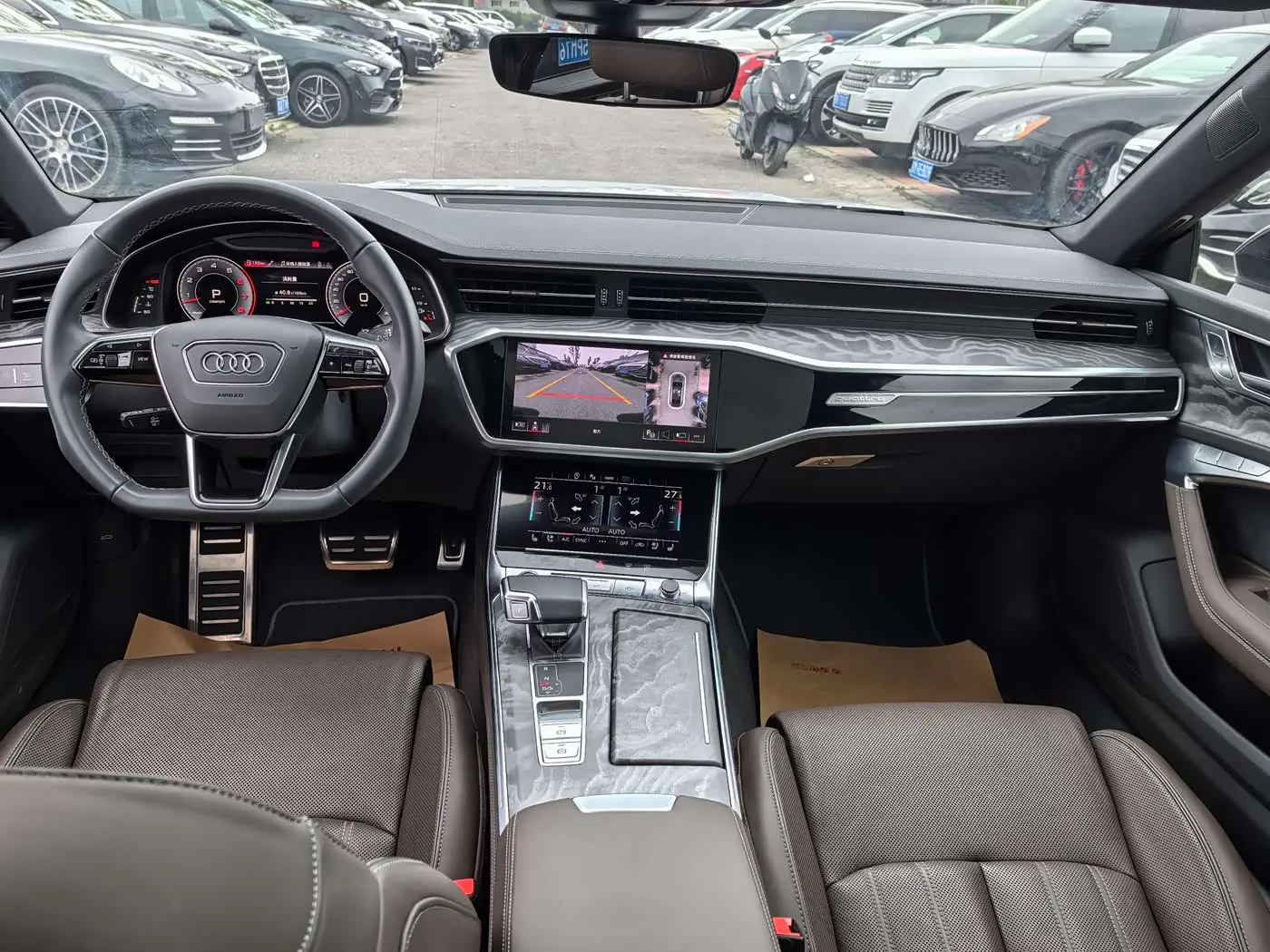 Audi A7L 2025 — Photo 10/20