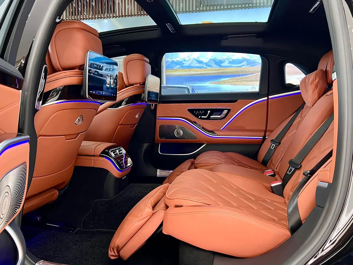 Mercedes-Benz Maybach S-Class 2024 — Фото 10/20