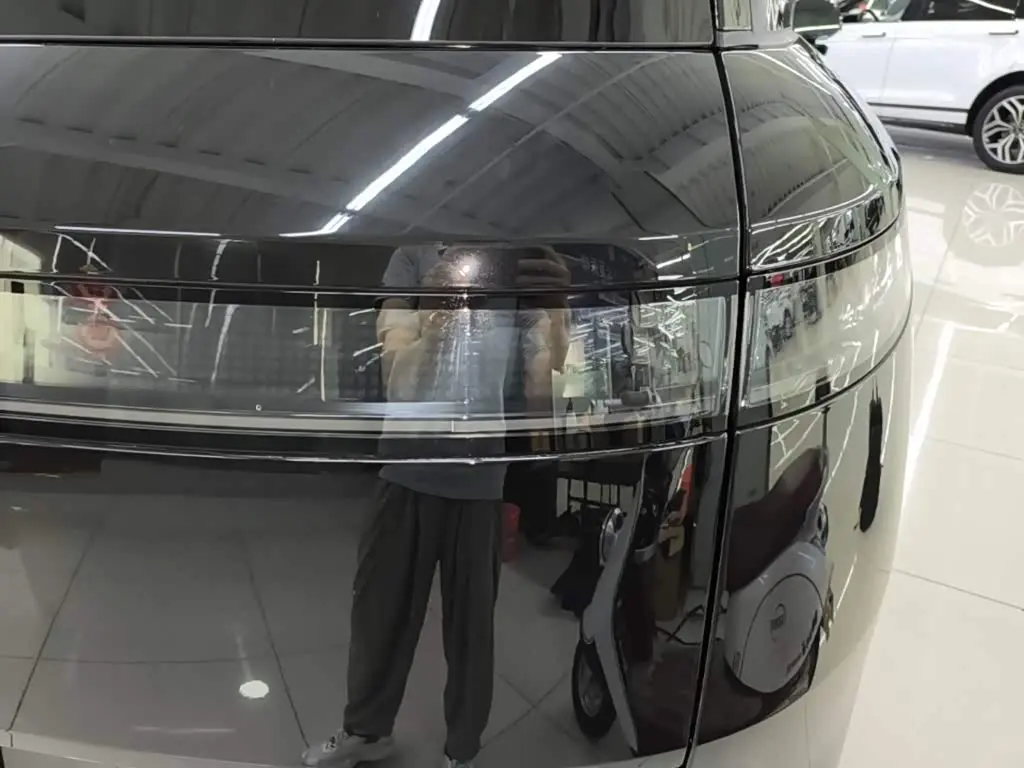 Lynk & Co 900 2025 — Şəkil 8/20
