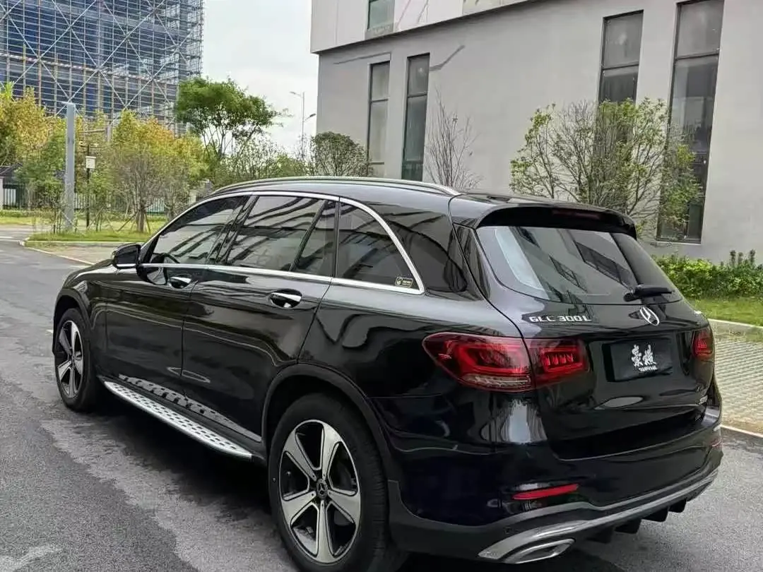 Mercedes-Benz GLC 2022 — Фото 7/9