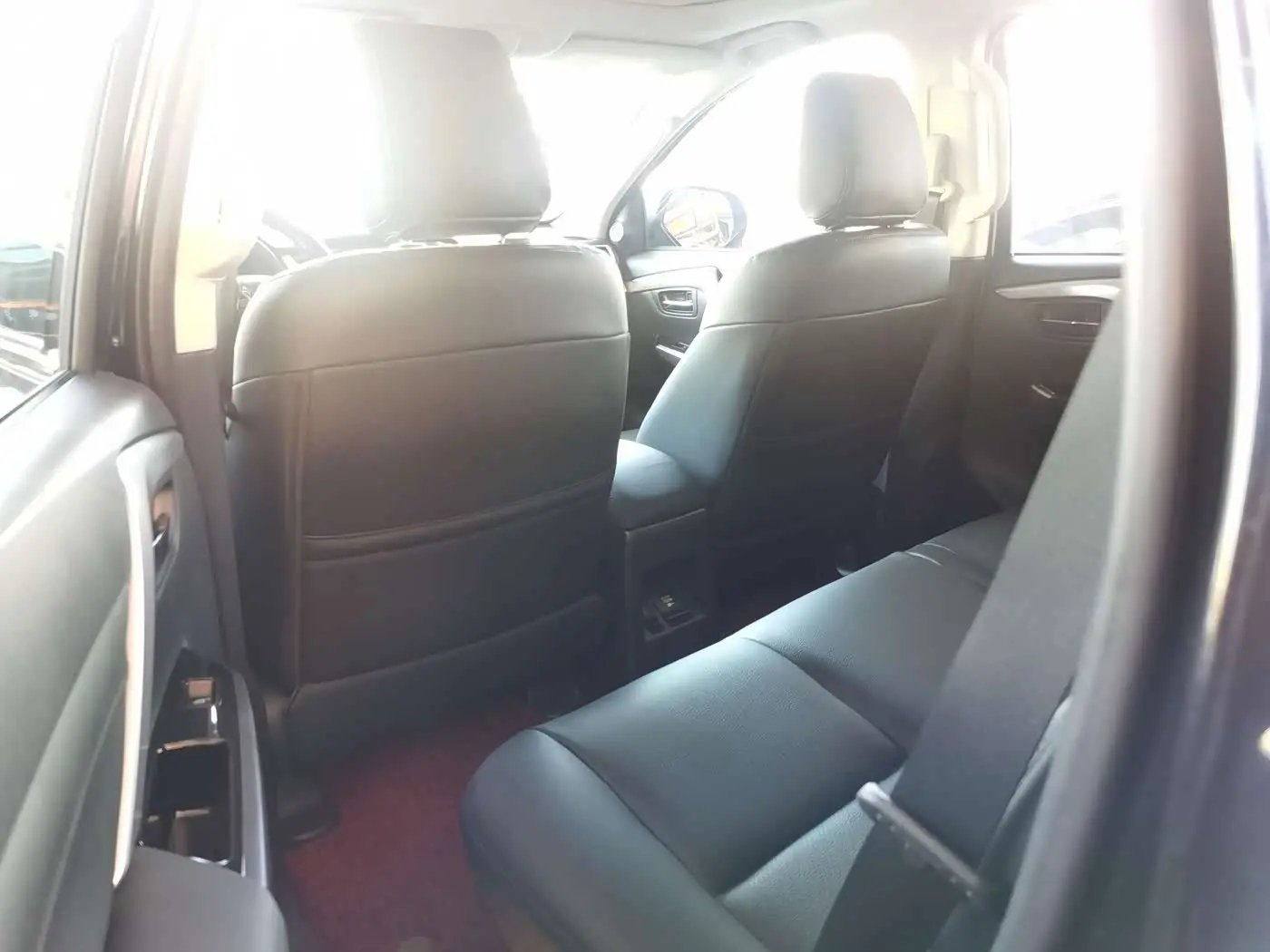 Mitsubishi Pajero Sport 2020 — Фото 6/11