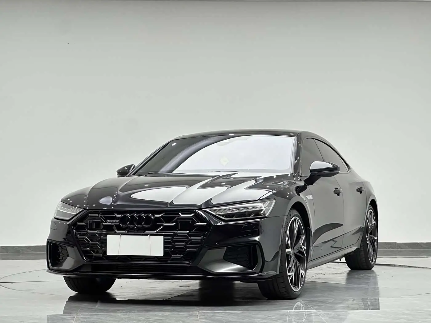 Audi A7L, 2024