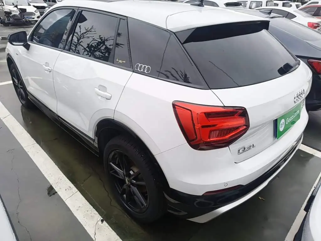 Audi Q2L 2021 — Фото 5/20