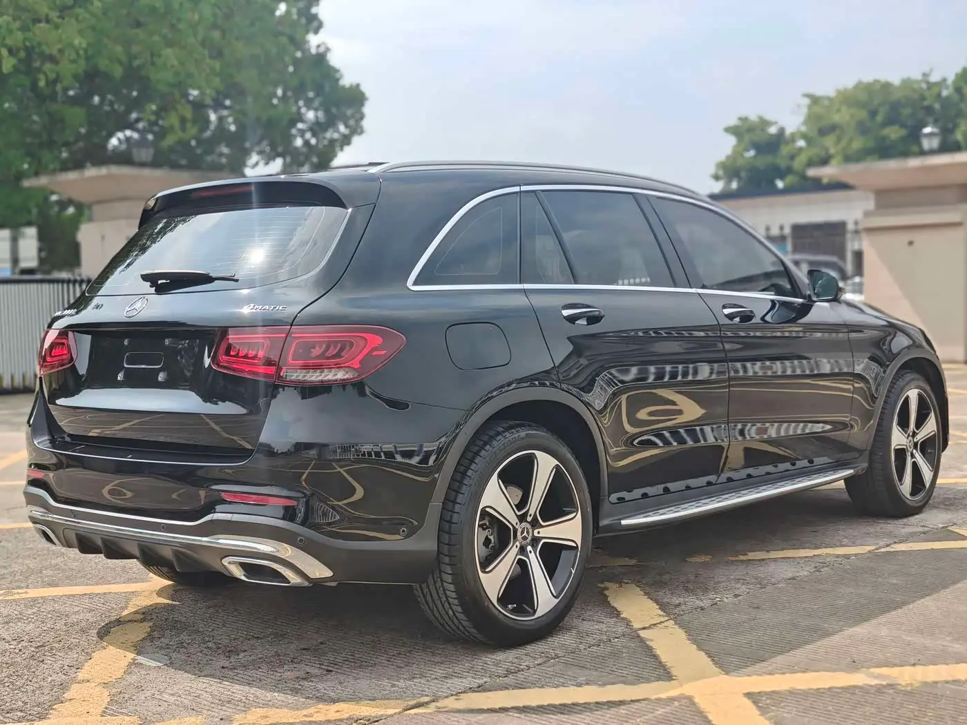 Mercedes-Benz GLC 2020 — Photo 11/12