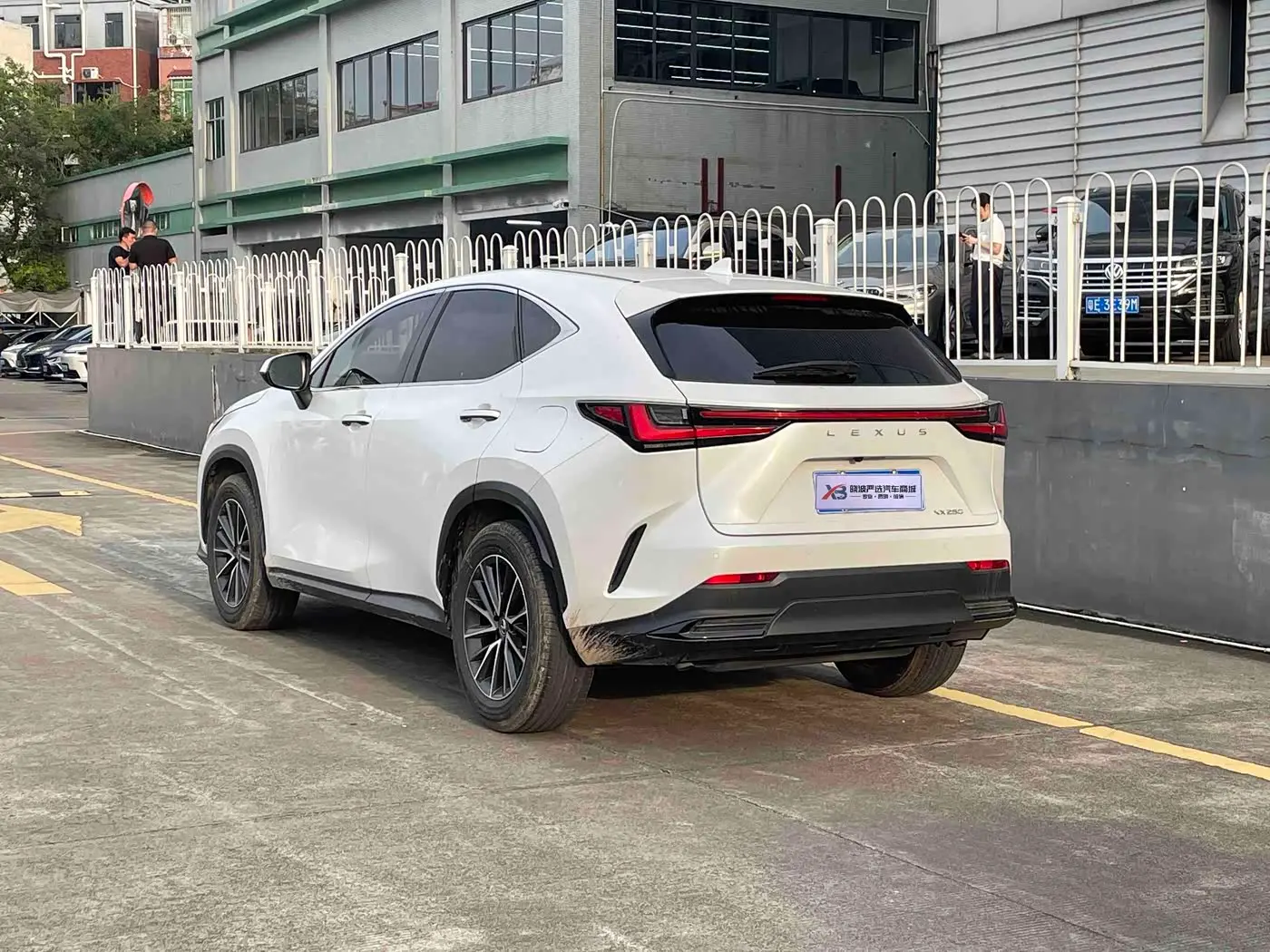 Lexus NX 2022 — Şəkil 5/17