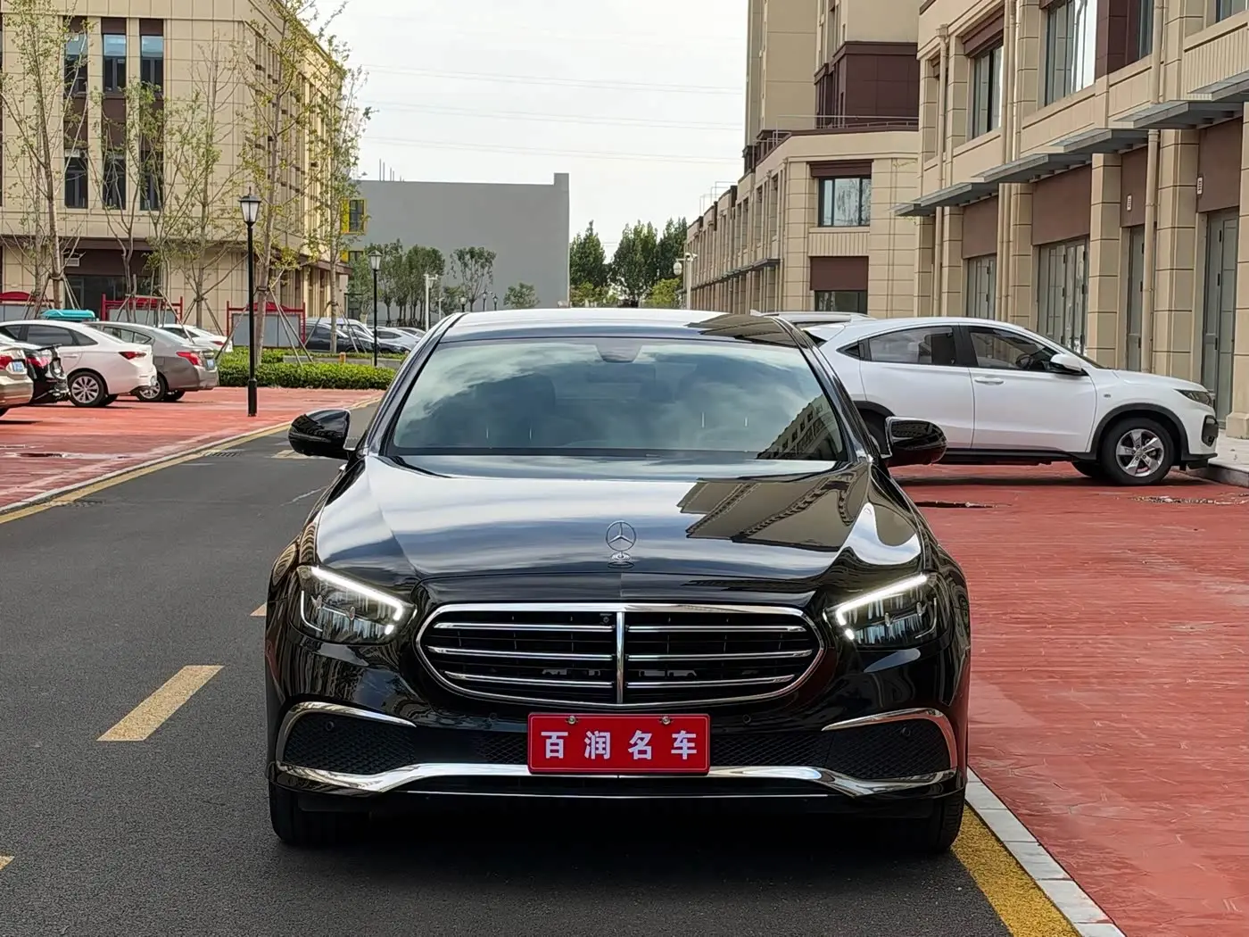 Mercedes-Benz E-Class 2022 — Фото 1/9