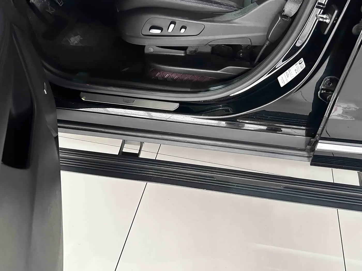 Cadillac XT6 2022 — Фото 8/20