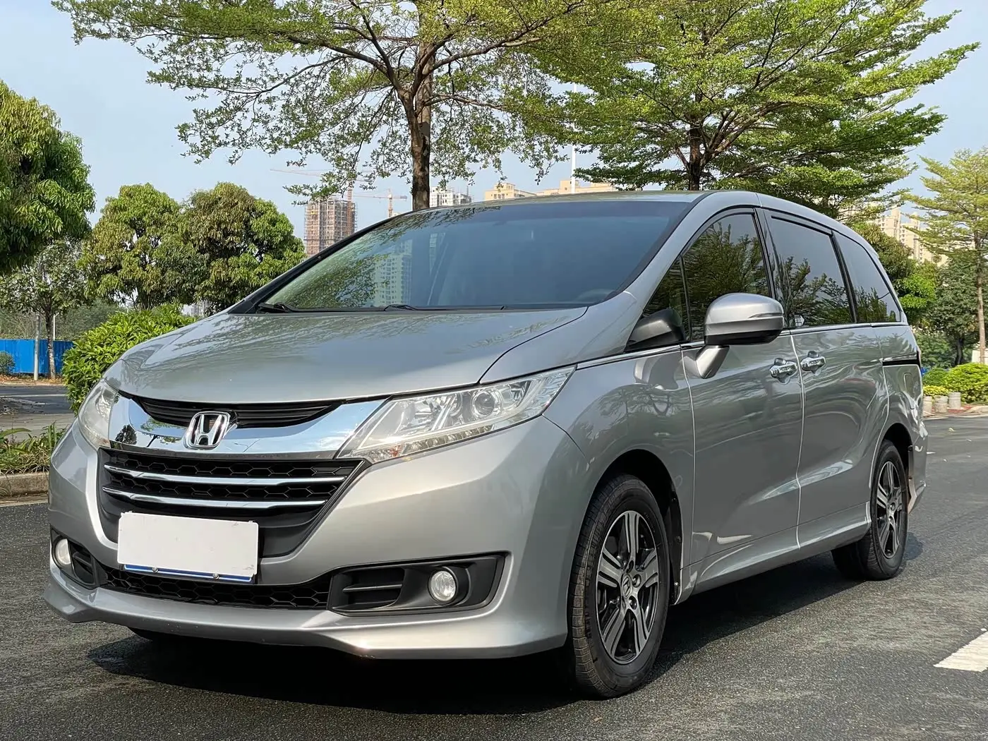 Honda Odyssey 2018 — Şəkil 1/20