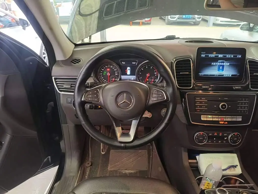 Mercedes-Benz GLE 2018 — Фото 11/20