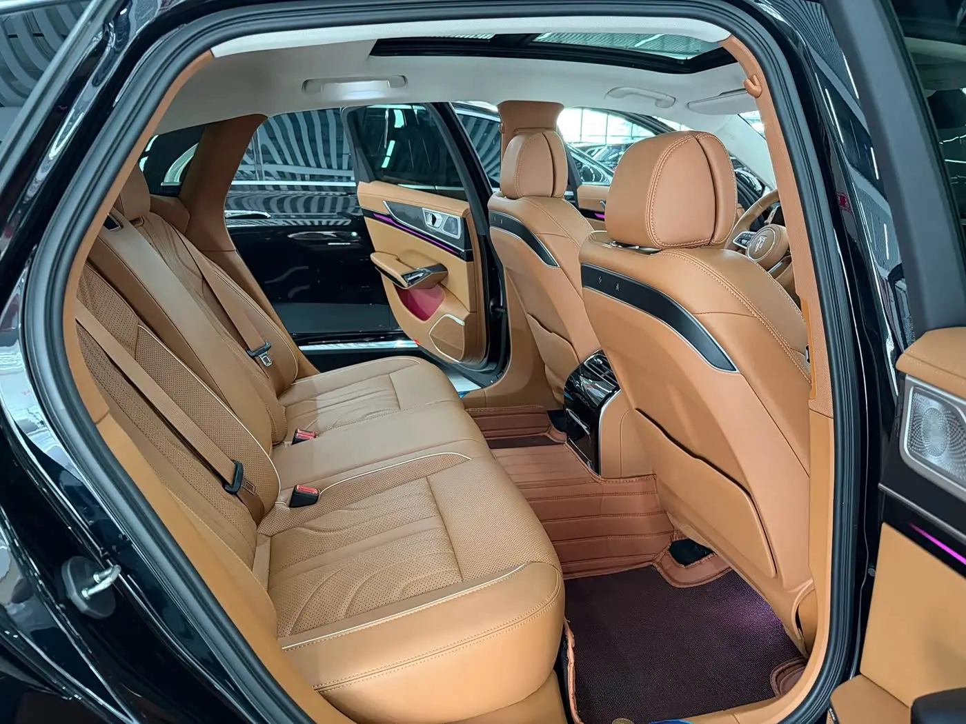 Hongqi H9 2026 — Şəkil 12/20