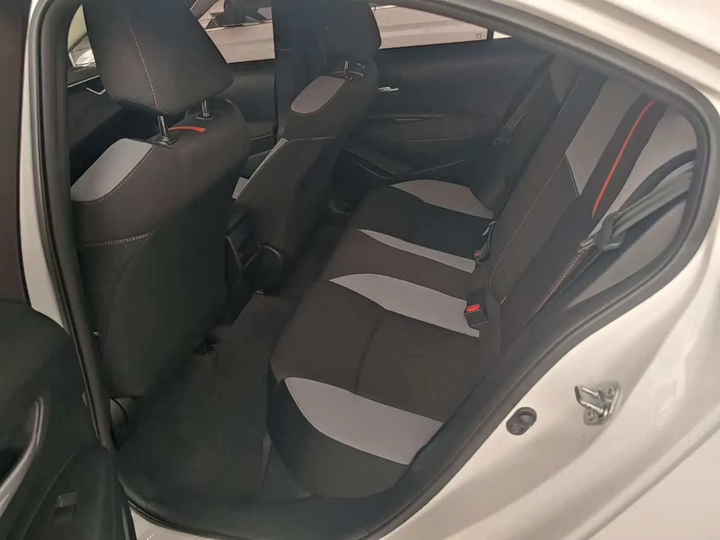 Toyota Corolla 2024 — Şəkil 5/14