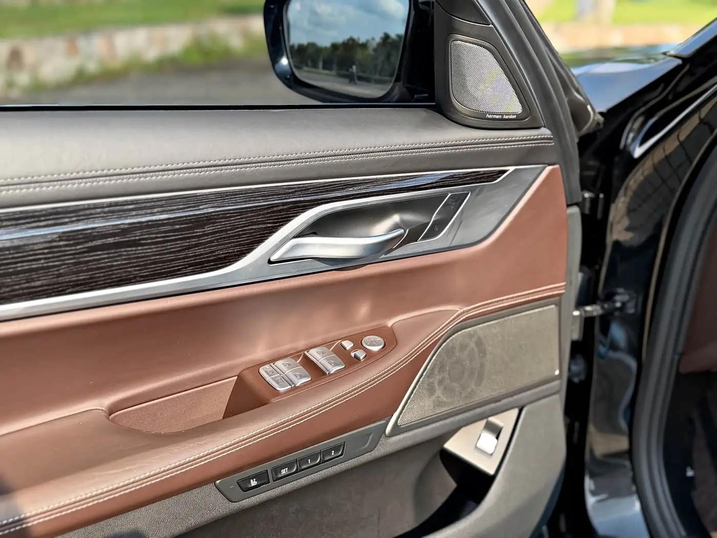 BMW 7 Series 2020 — Photo 6/20
