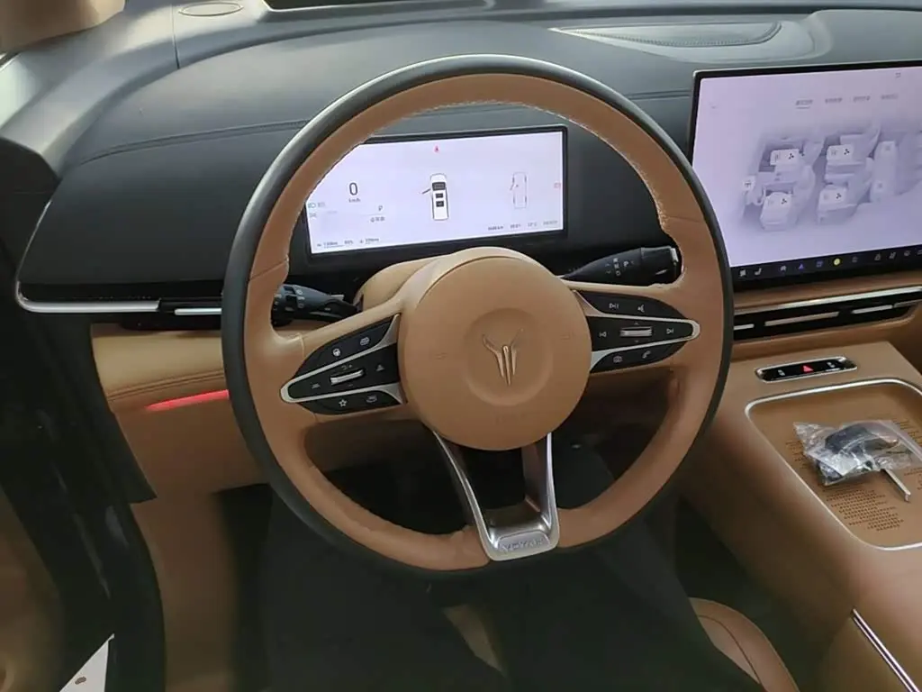 Voyah Auto Voyah Dreamer 2024 — Photo 11/20