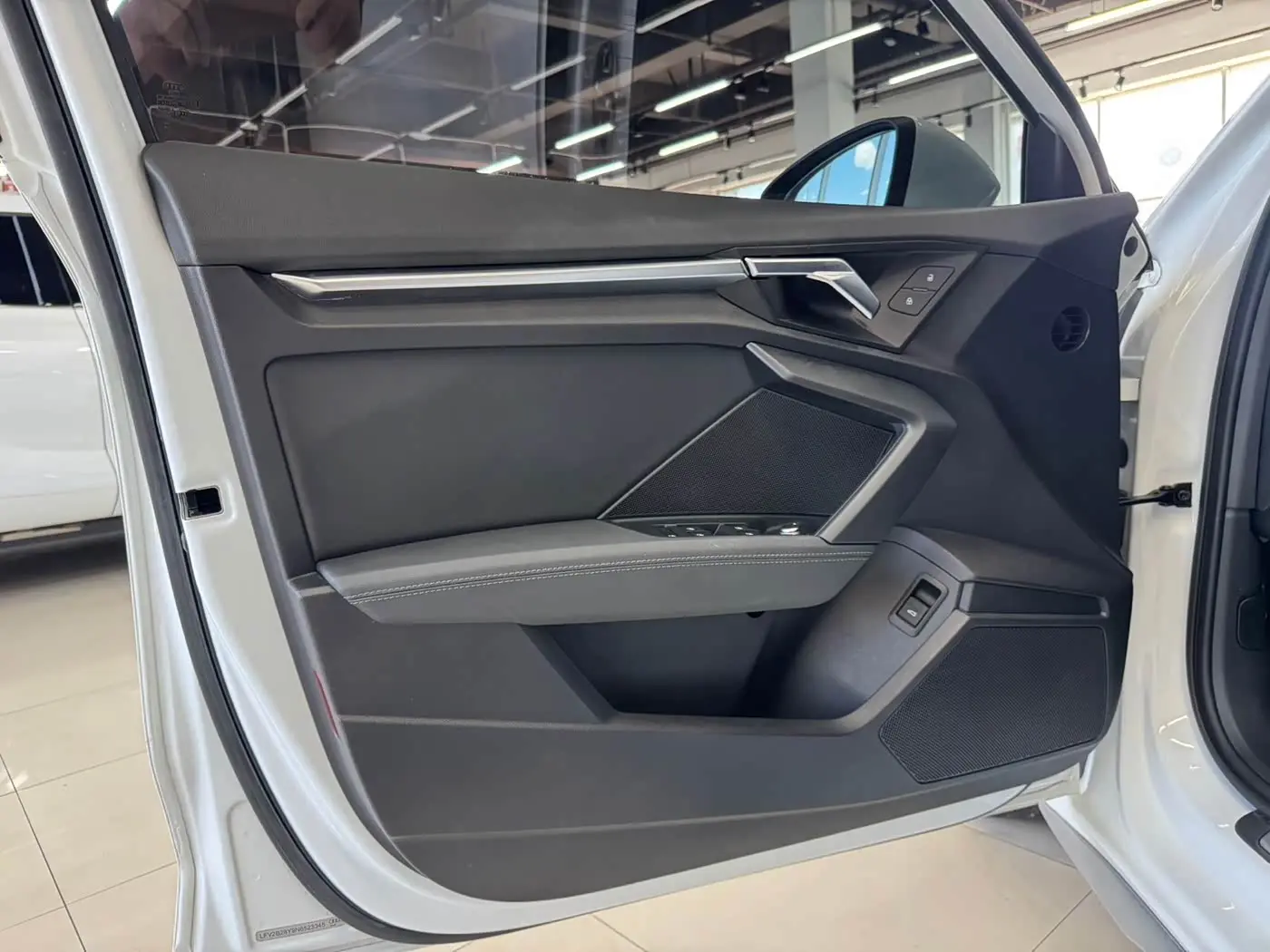 Audi A3 2022 — Photo 7/16