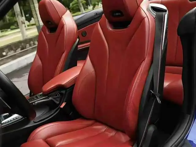 BMW M4 2019 — Photo 12/19