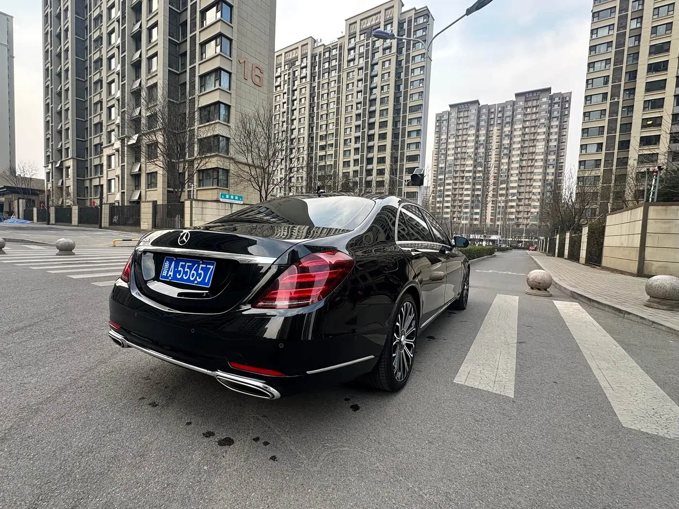 Mercedes-Benz S-Class 2020 — Photo 7/17