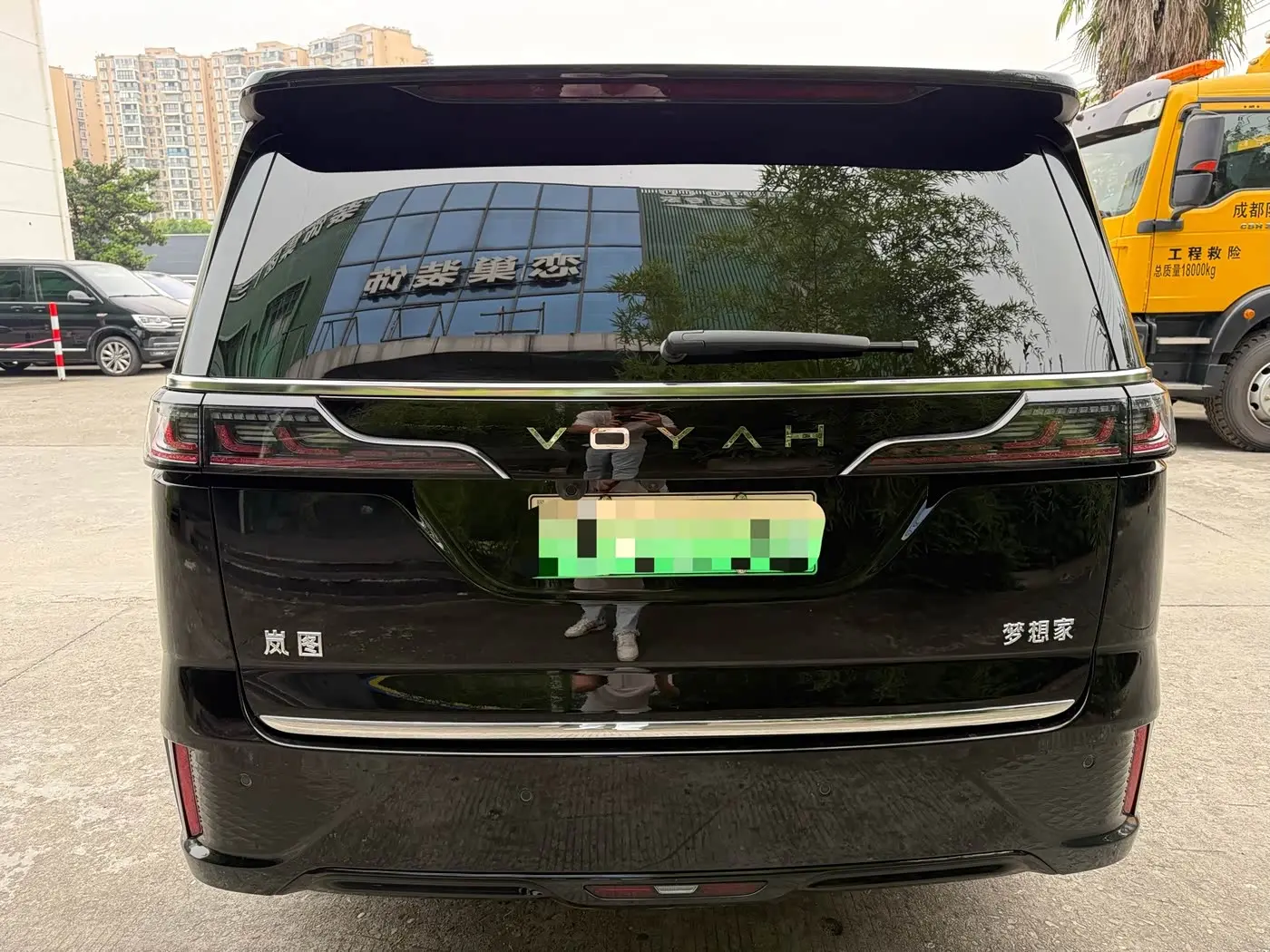 Voyah Auto Voyah Dreamer 2025 — Photo 14/14