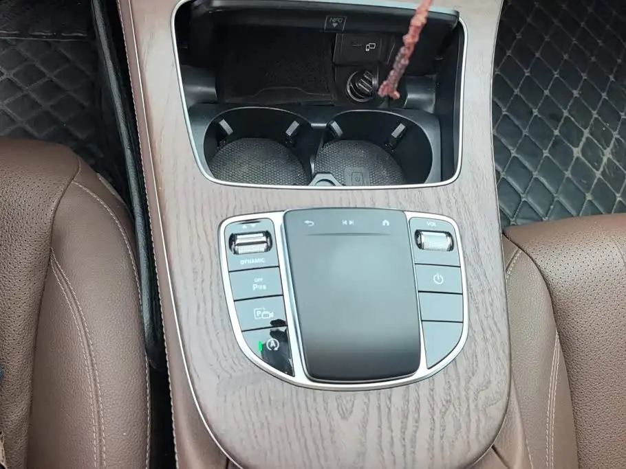 Mercedes-Benz E-Class 2020 — Şəkil 16/16