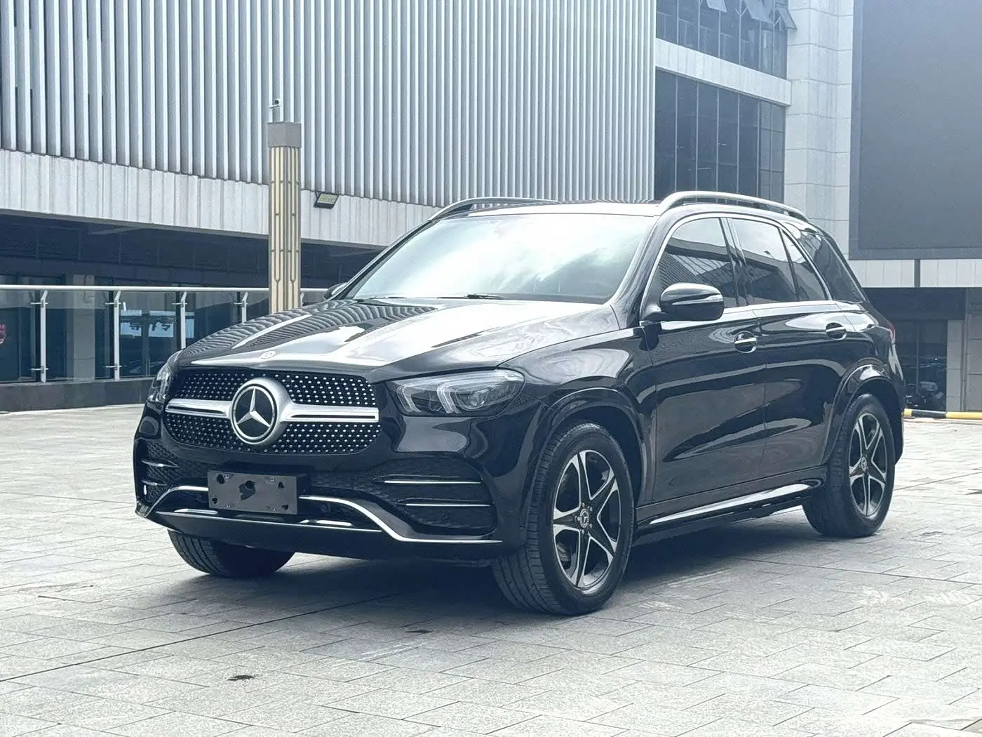Mercedes-Benz GLE 2023 — Фото 1/11