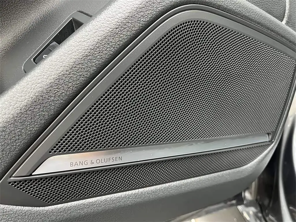 Audi A6L 2020 — ფოტო 12/14