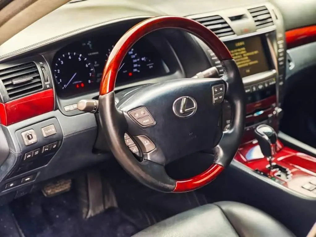 Lexus LS 2007 — Фото 11/15