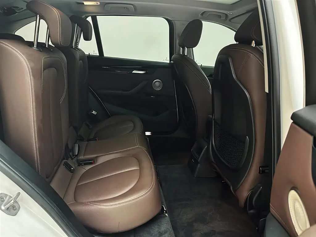 BMW X1 2023 — Фото 14/20