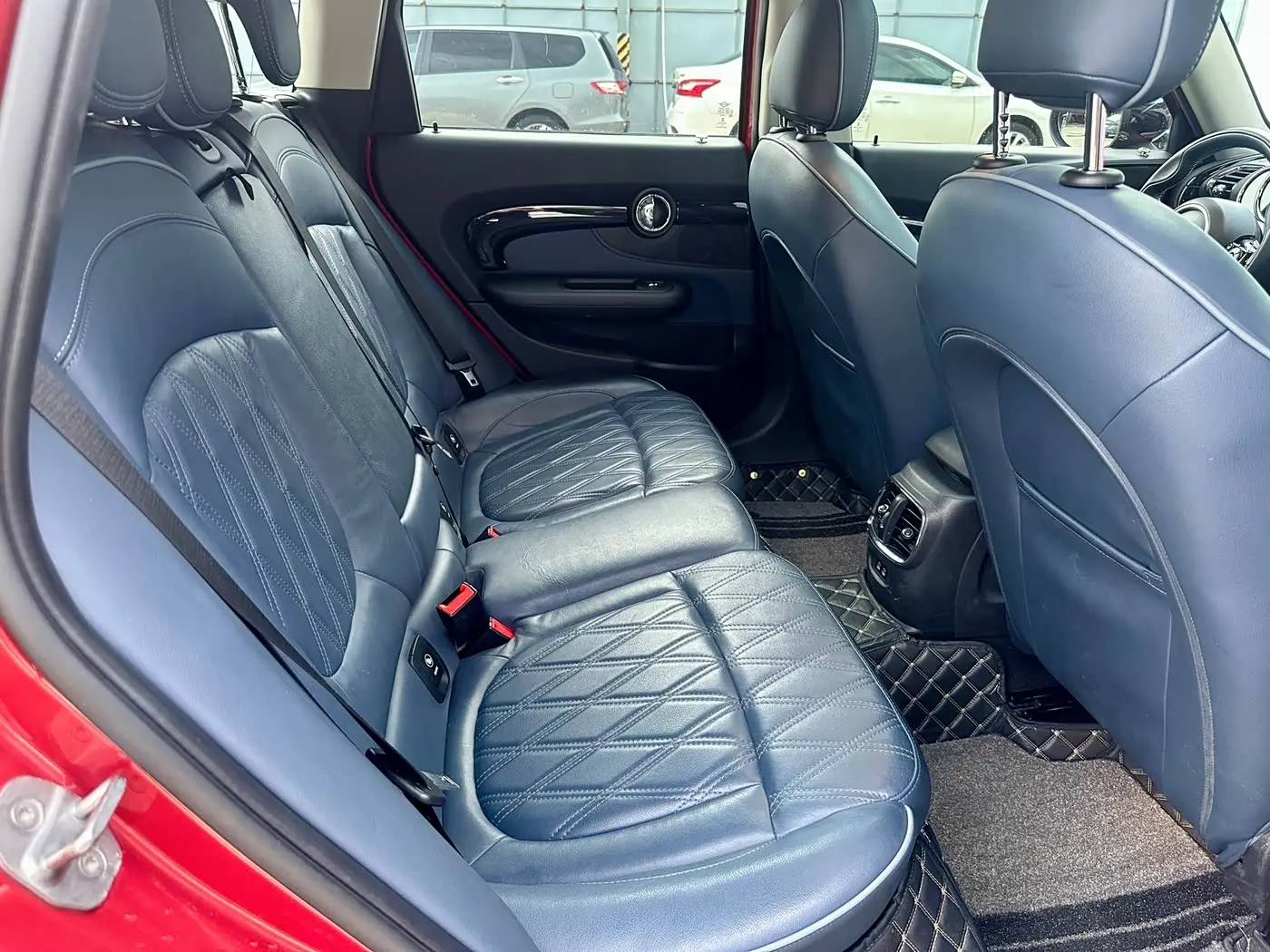 MINI CLUBMAN 2020 — Фото 11/20