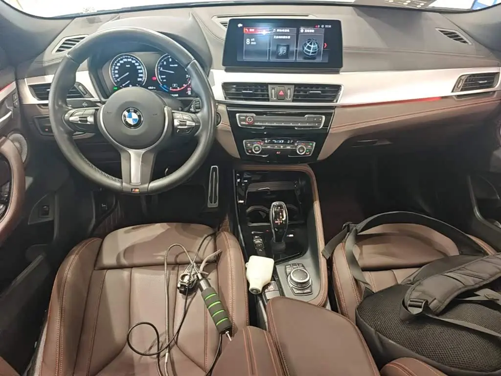 BMW X2 2022 — Фото 14/20