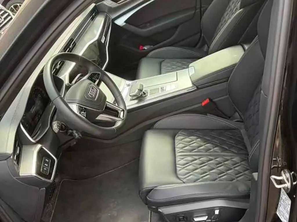 Audi A6L 2025 — Photo 3/4