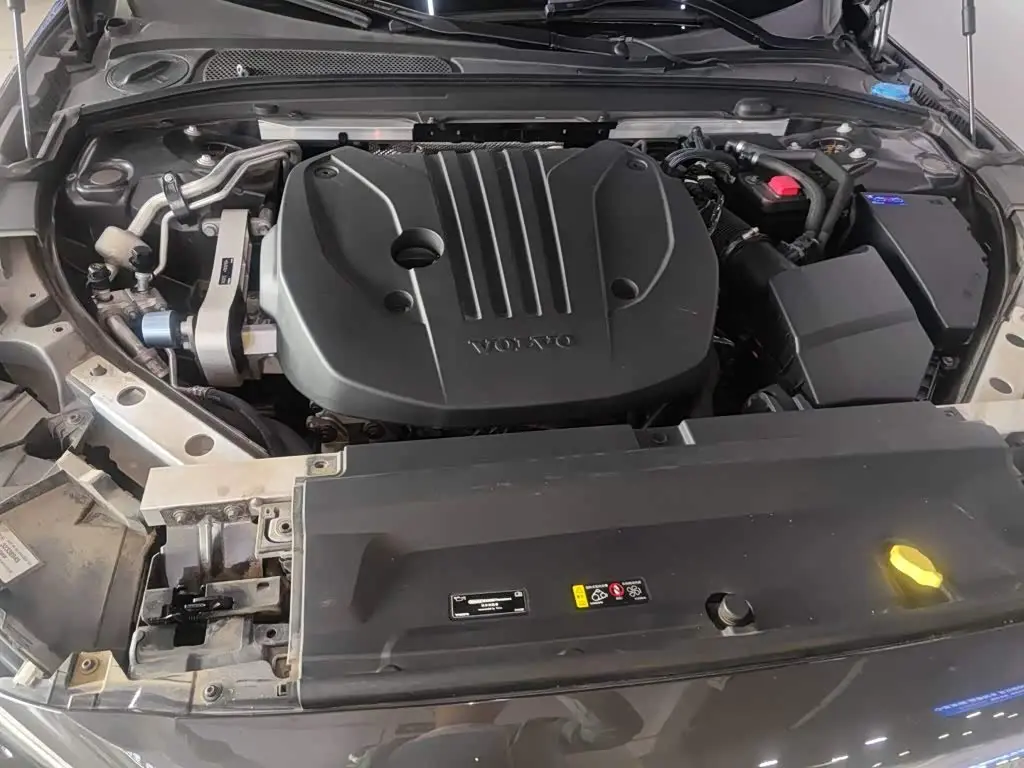 Volvo S90 2022 — Photo 10/20