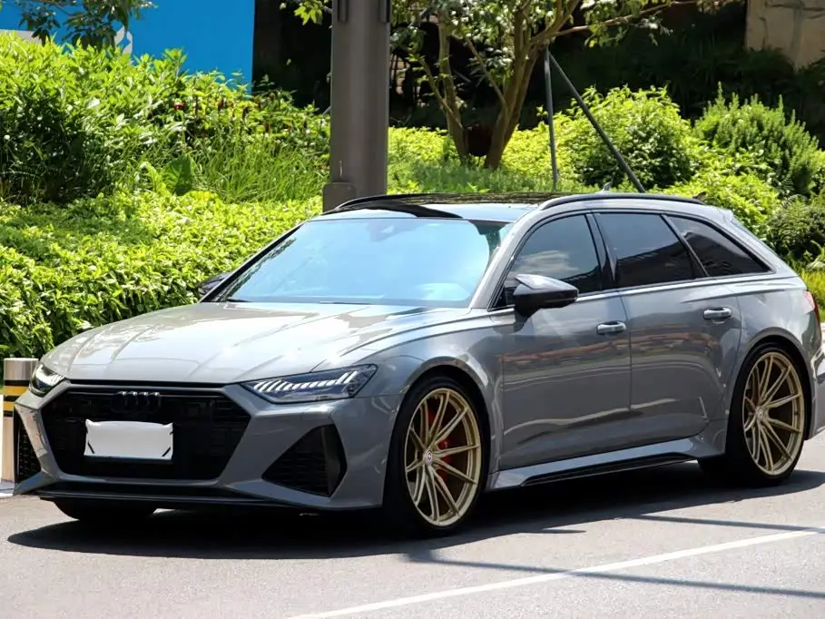 Audi RS 6, 2022