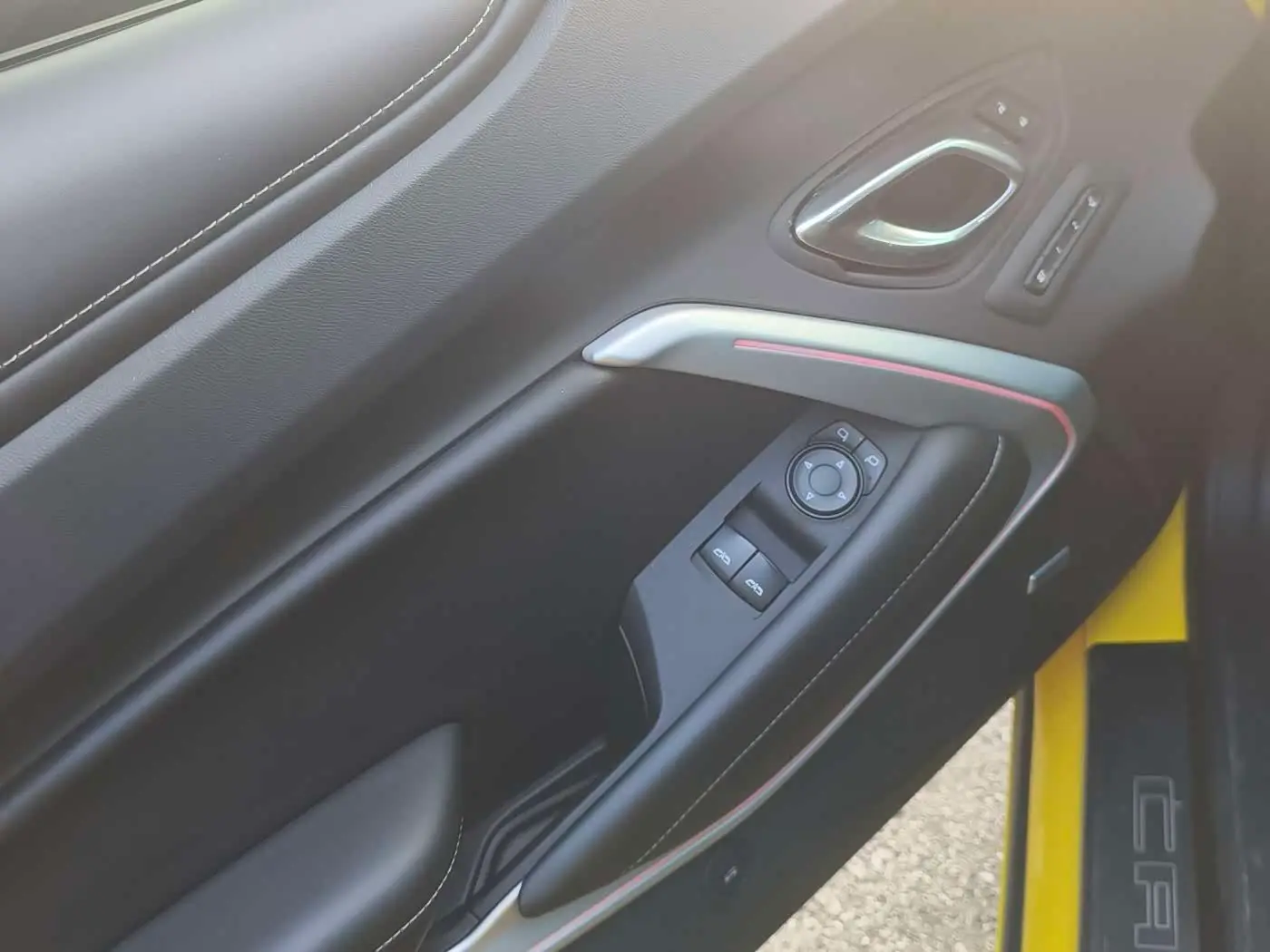 Chevrolet Camaro 2017 — Photo 12/12