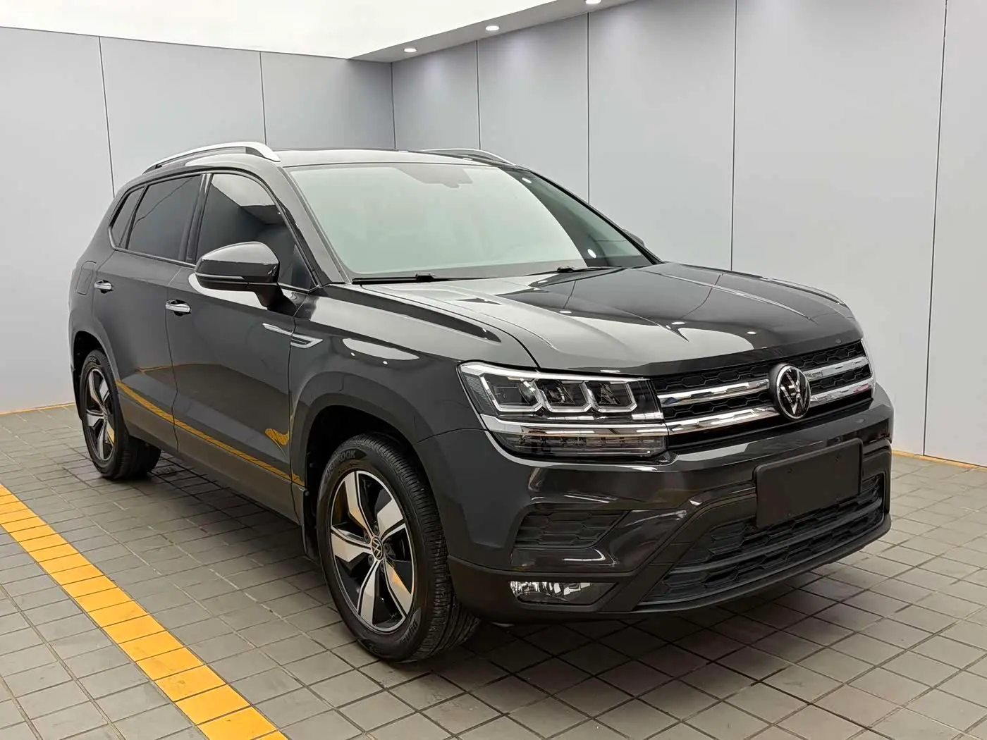 Volkswagen Tharu 2023 — Photo 3/20