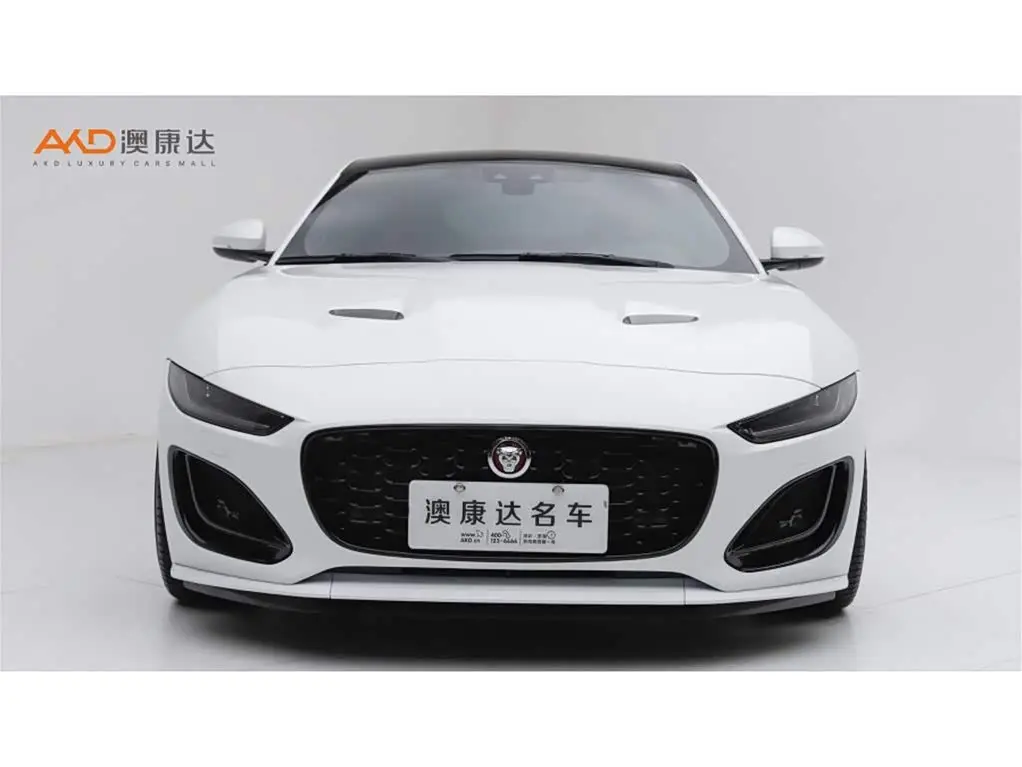 Jaguar F-TYPE 2024 — Photo 2/10