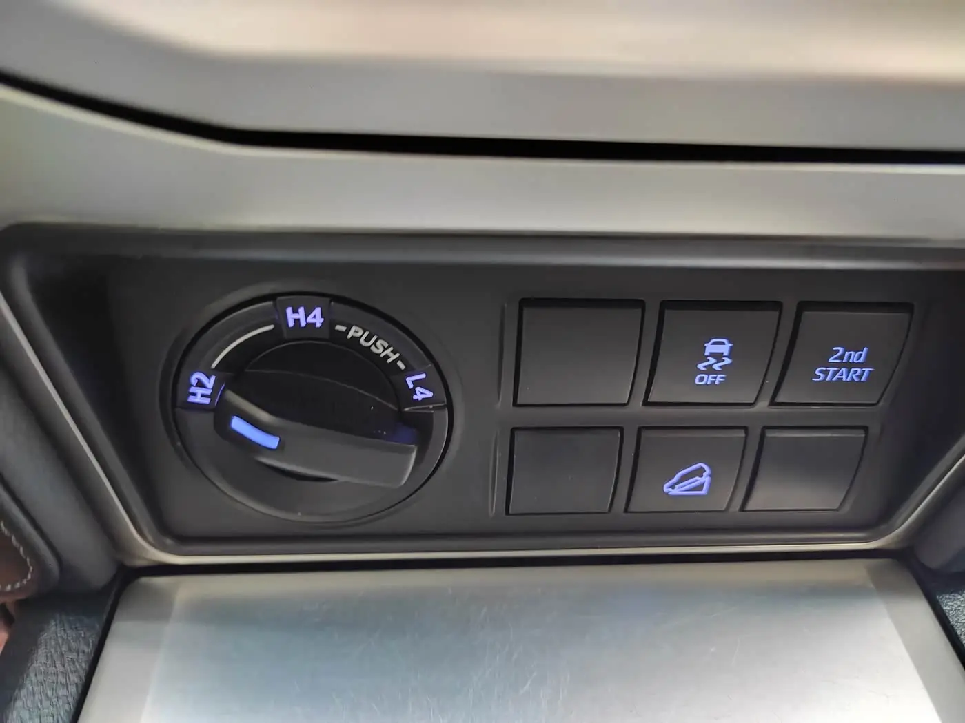 Toyota Prado 2019 — Фото 16/20