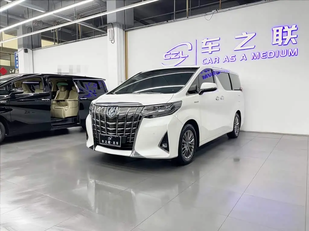 Toyota Alphard 2021 — Photo 3/15