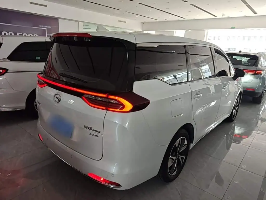 GAC Trumpchi Trumpchi M6 2023 — Фото 7/20