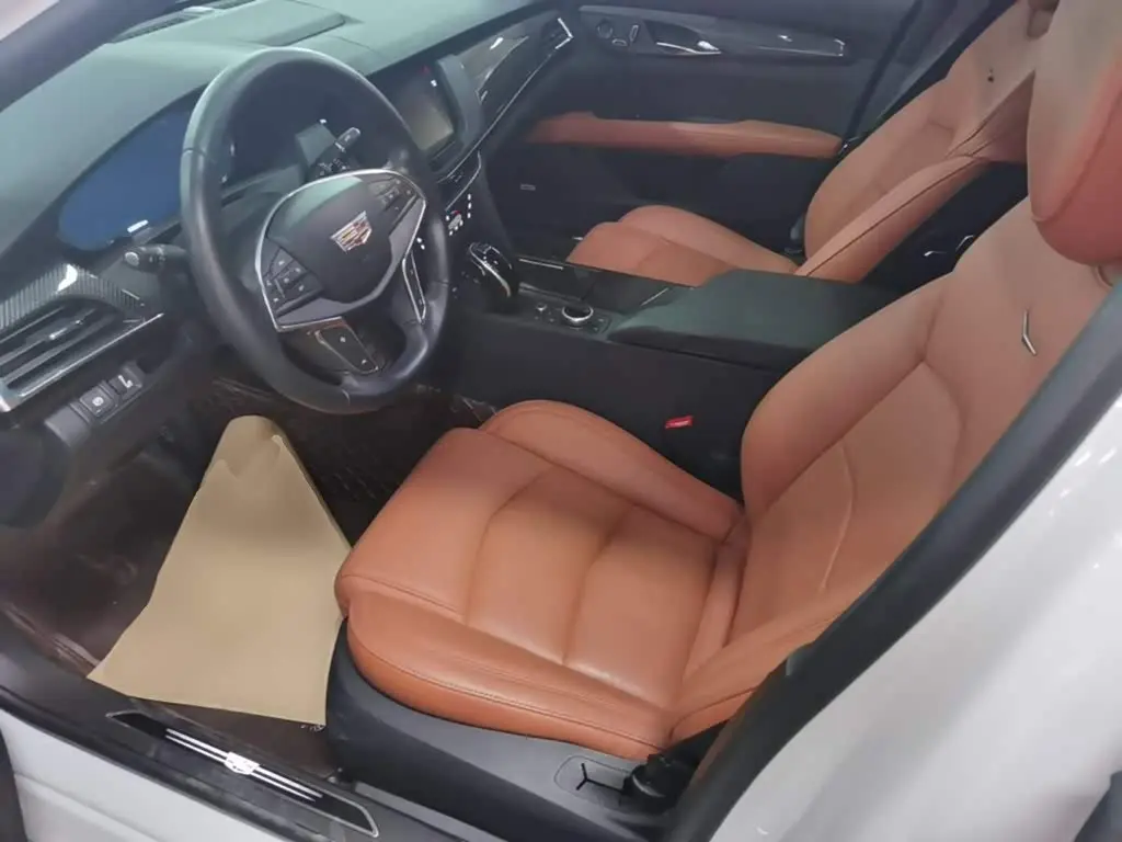 Cadillac CT6 2023 — Фото 15/20