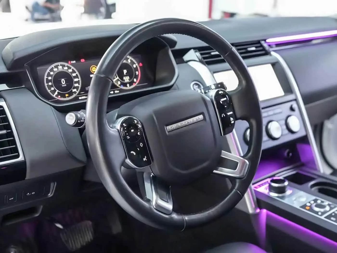 Land Rover Discovery 2020 — Şəkil 5/12
