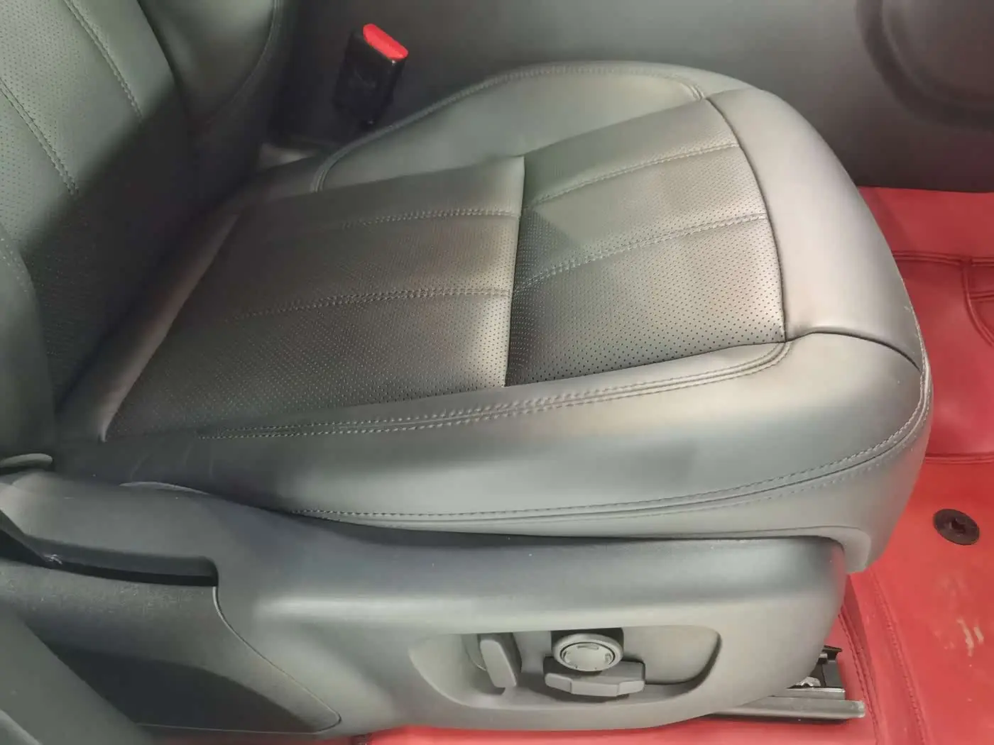 Land Rover Range Rover Sport PHEV 2021 — Photo 17/19
