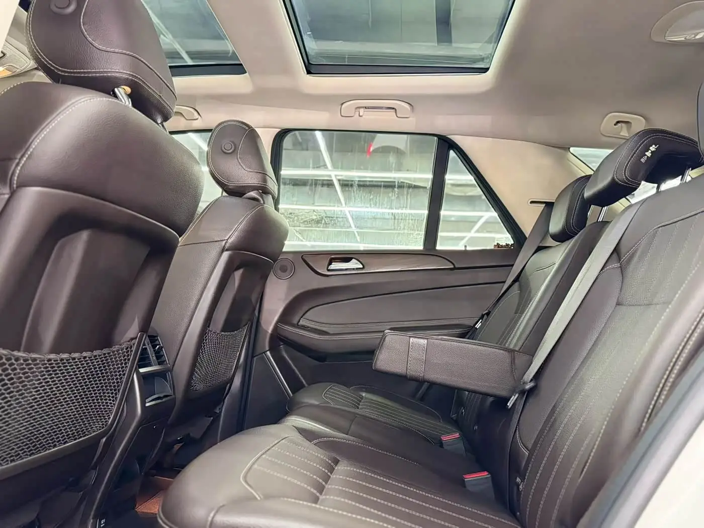 Mercedes-Benz GLE 2017 — Photo 8/16