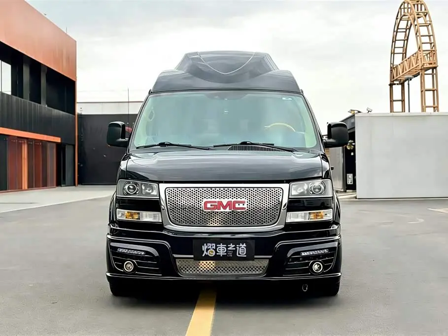 GMC Savana 2020 — Фото 2/20