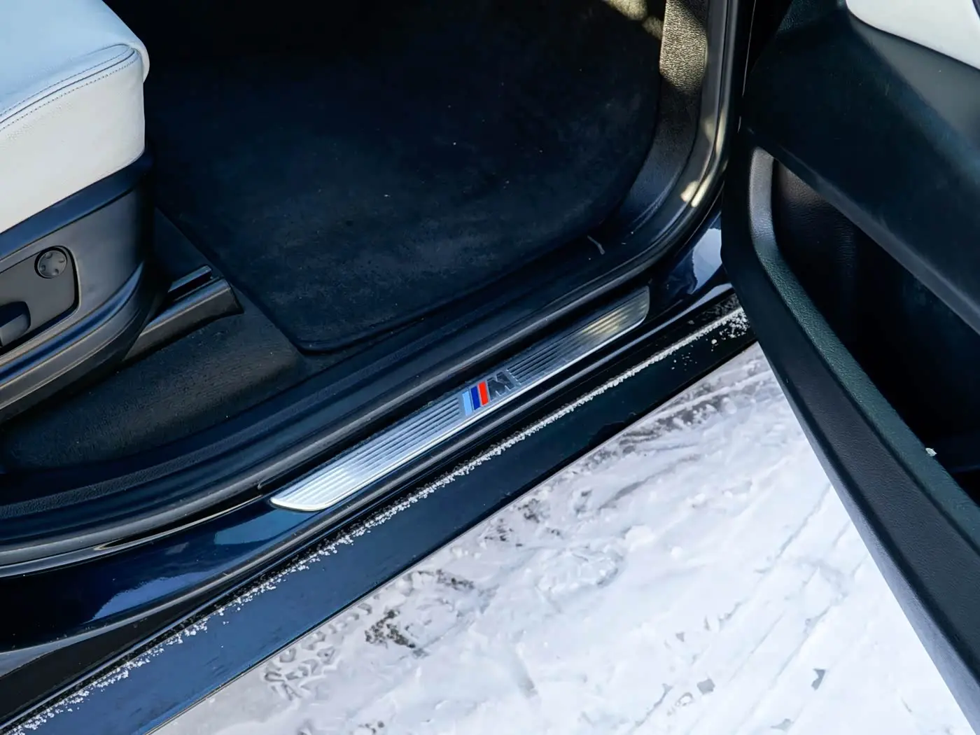 BMW X5 M 2011 — Photo 13/18
