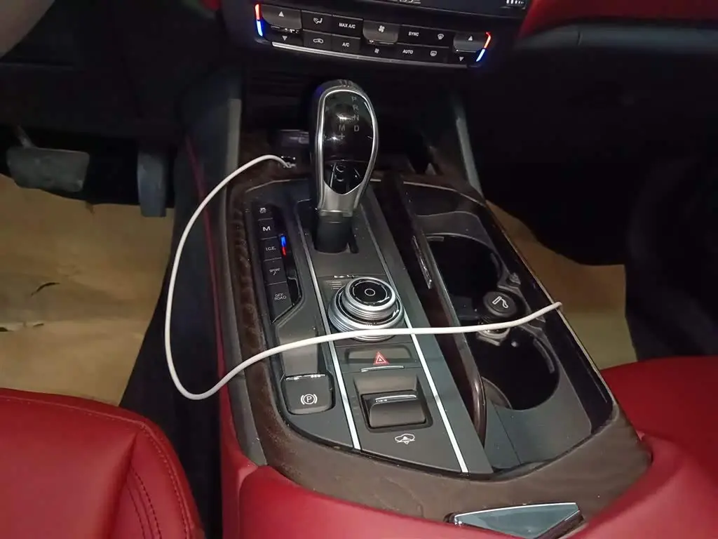 Maserati Levante 2017 — Photo 10/20