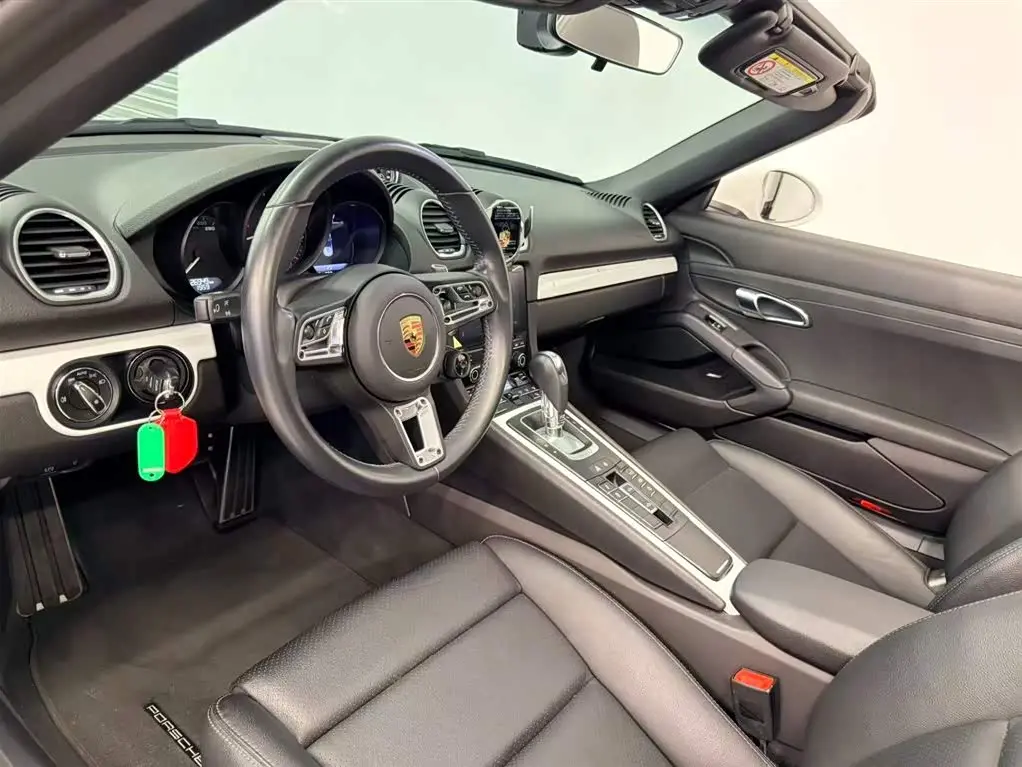 Porsche 718 2024 — Photo 13/19