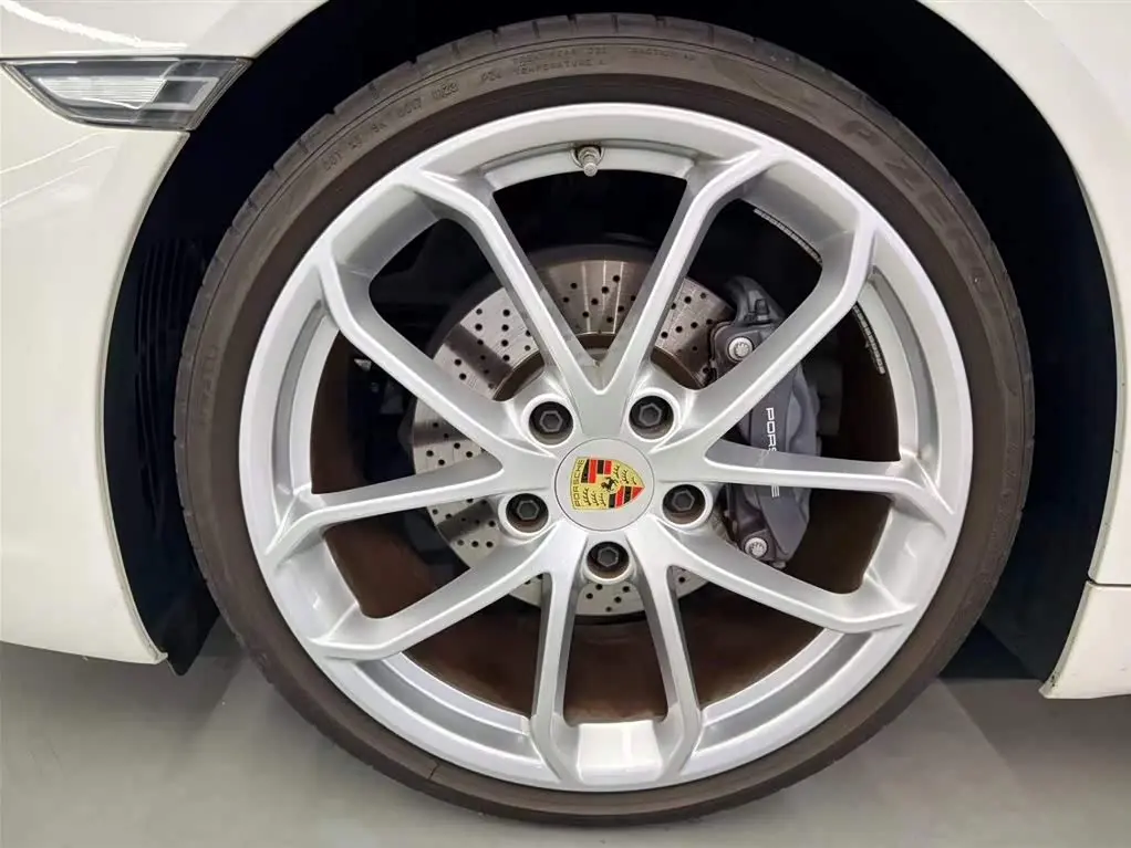 Porsche 718 2024 — Photo 9/19